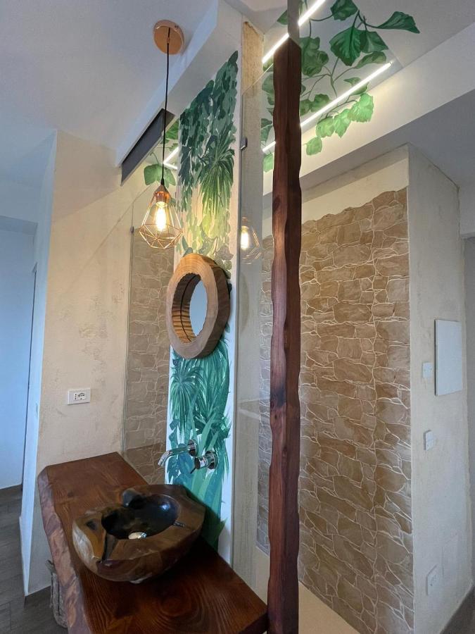 Urban Jungle Rooms Napoli Exterior foto