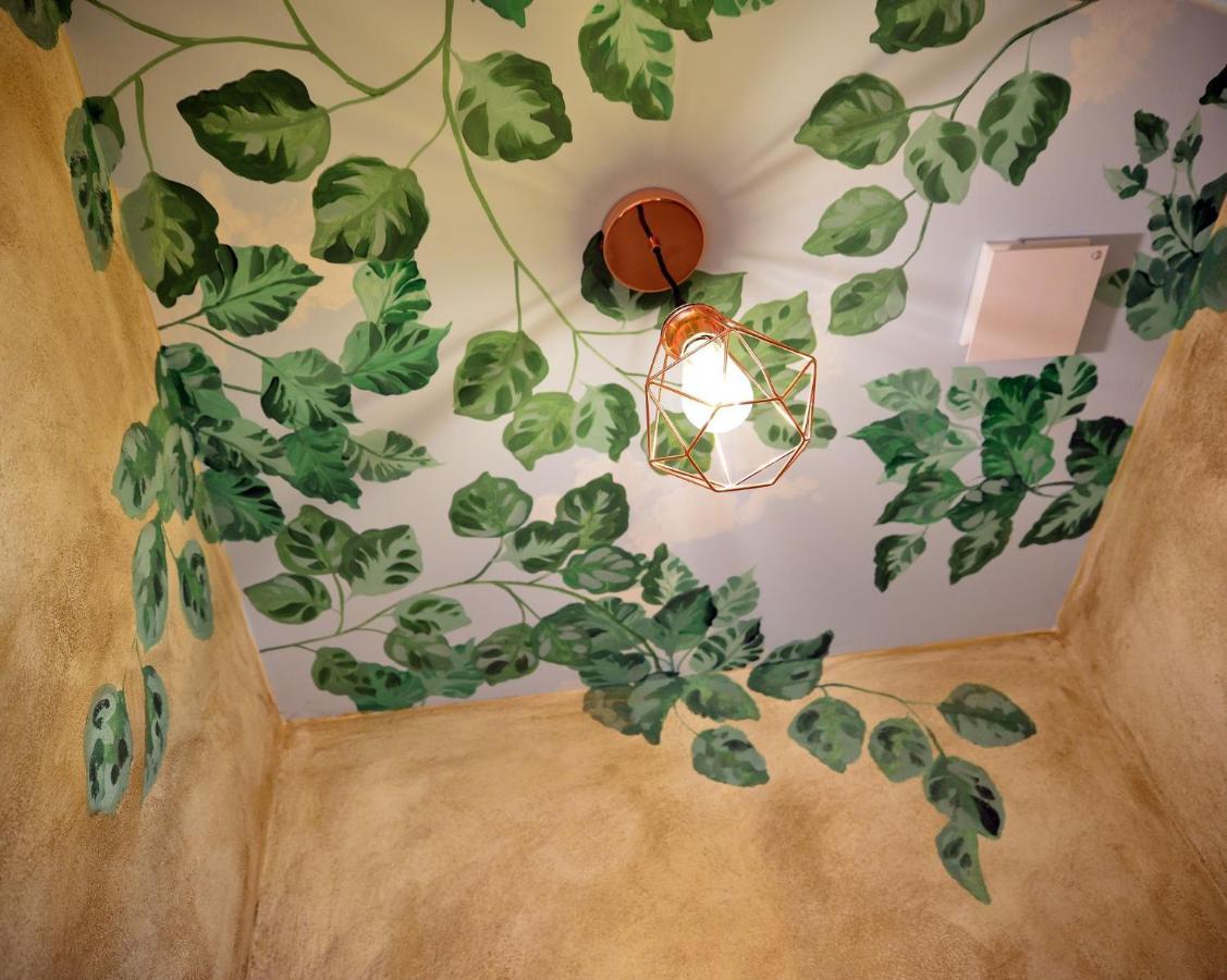 Urban Jungle Rooms Napoli Exterior foto